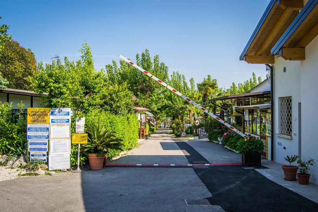Campeggio Bruno Moniga del Garda Bagian luar foto
